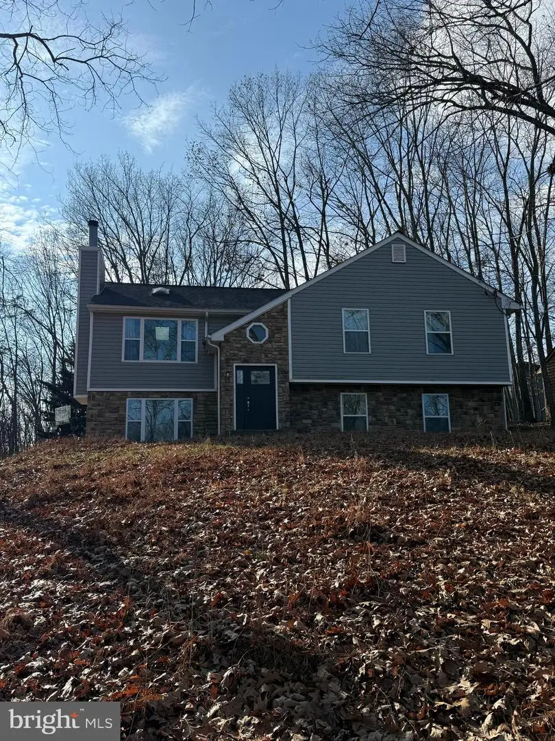 1220 Lakeview Dr, Cross Junction, VA 22625 - Image #3