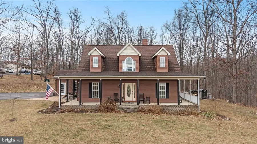 521 Hidden Valley Ln, Winchester, VA 22603 - Image #2