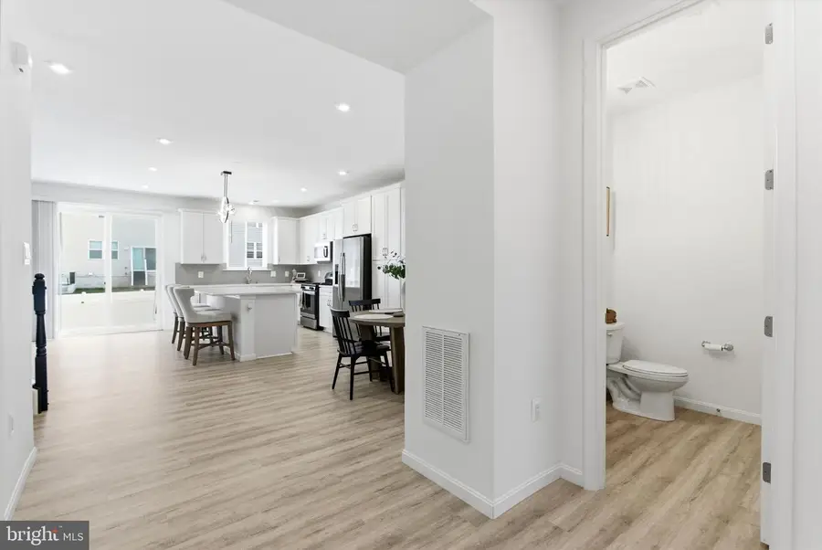 121 Raven Oaks Drive, Winchester, VA 22602 - Image #3