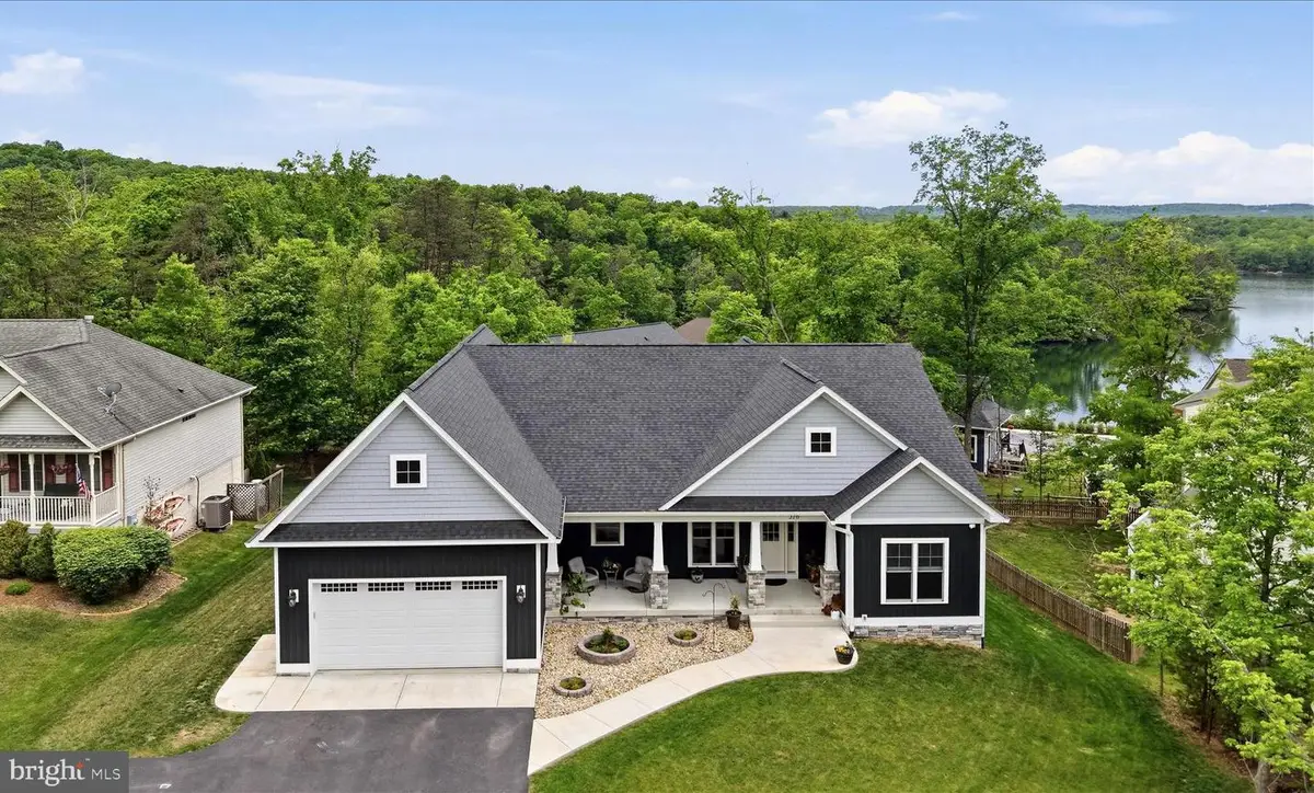 516 Sleigh Dr, Cross Junction, VA 22625 - #1