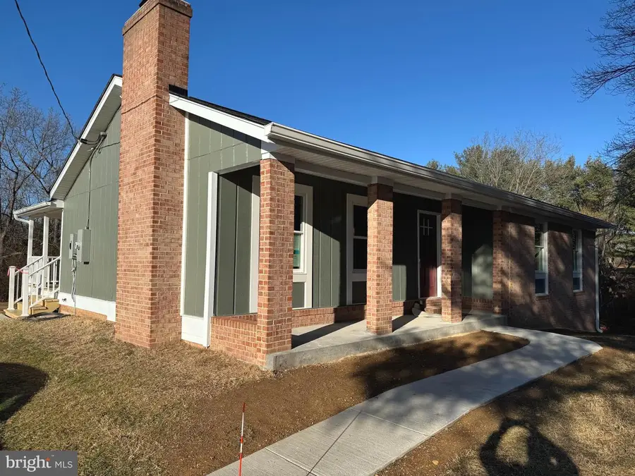 226 Peach Grove Ln, Clear Brook, VA 22624 - Image #2