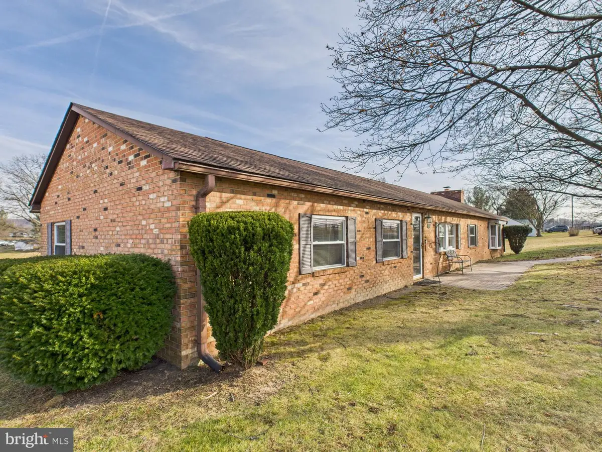 364 Bethel Grange Rd, Winchester, VA 22603 - Image #1