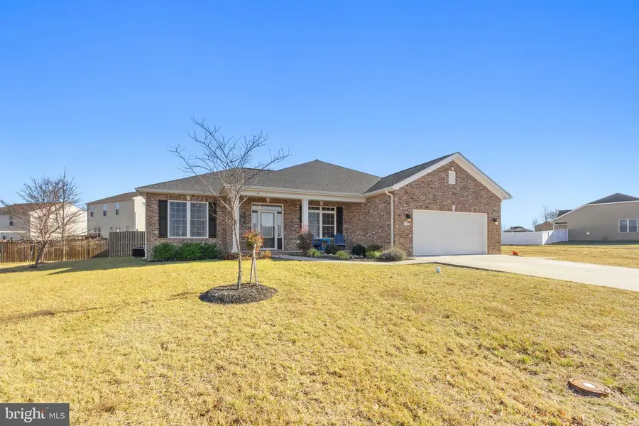 100 Penderbrook Ct, Stephens City, VA 22655 - Image #2