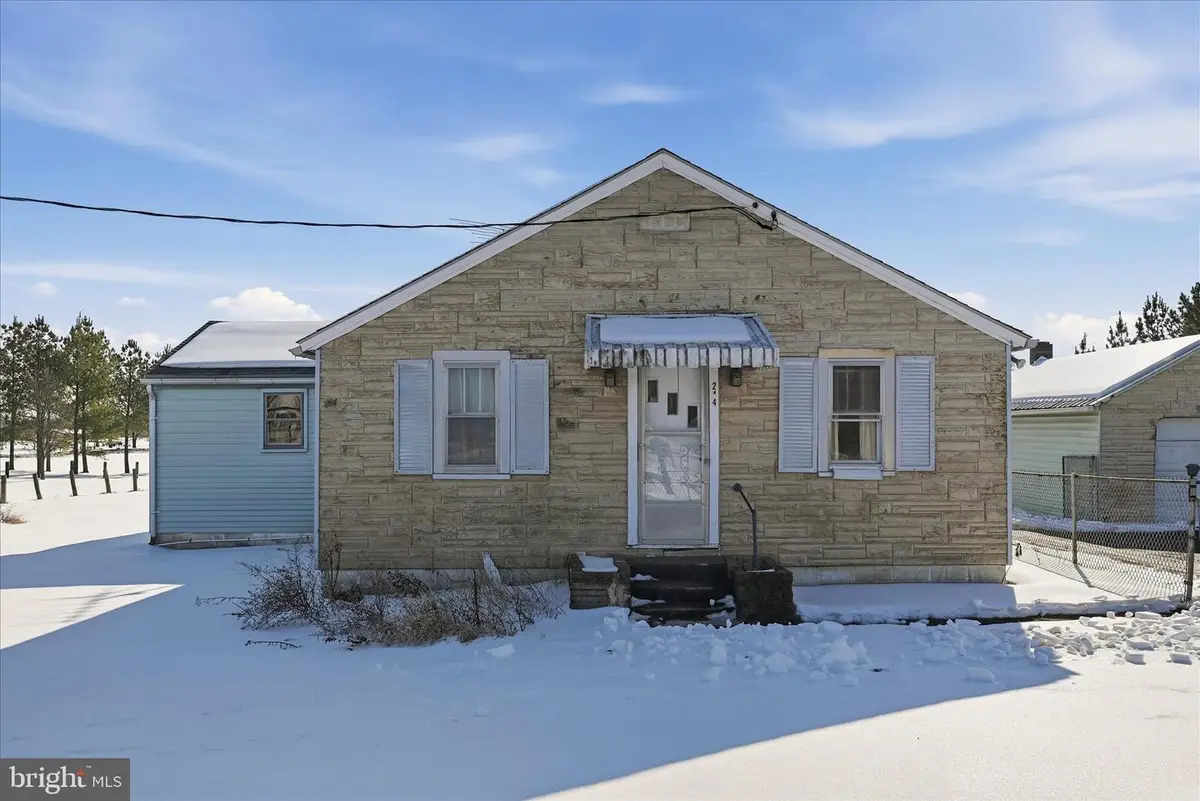 244 Gun Club Rd, Stephenson, VA 22656 - #1