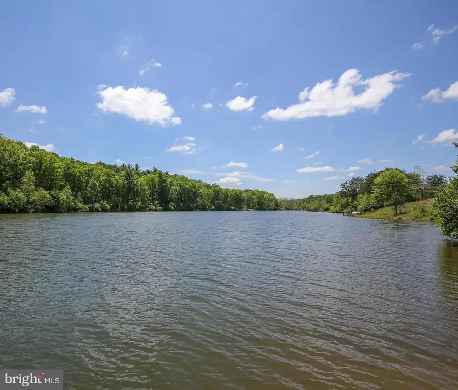 180 Isaac Dr, Gore, VA 22637 - #2