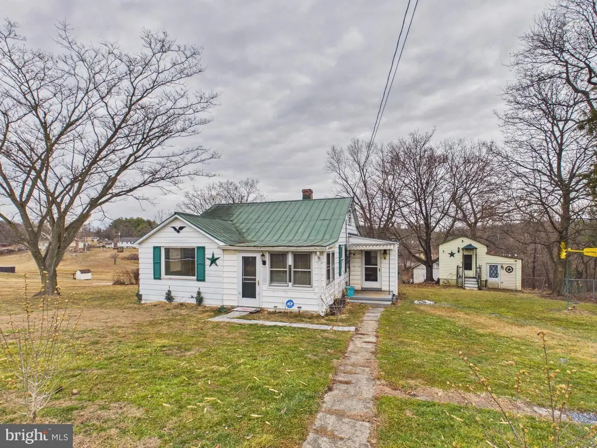 320 Bethel Grange Rd, Winchester, VA 22603 - #1