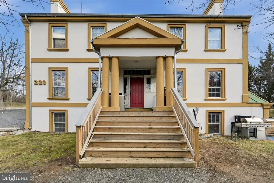 229 Garber Ln, Winchester, VA 22602 - #3