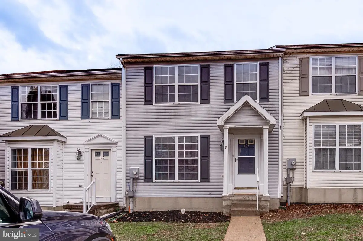 321 Copperfield Ln, Winchester, VA 22602 - #1