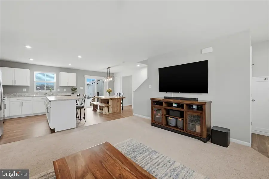 471 Coville St, Middletown, VA 22645 - #3