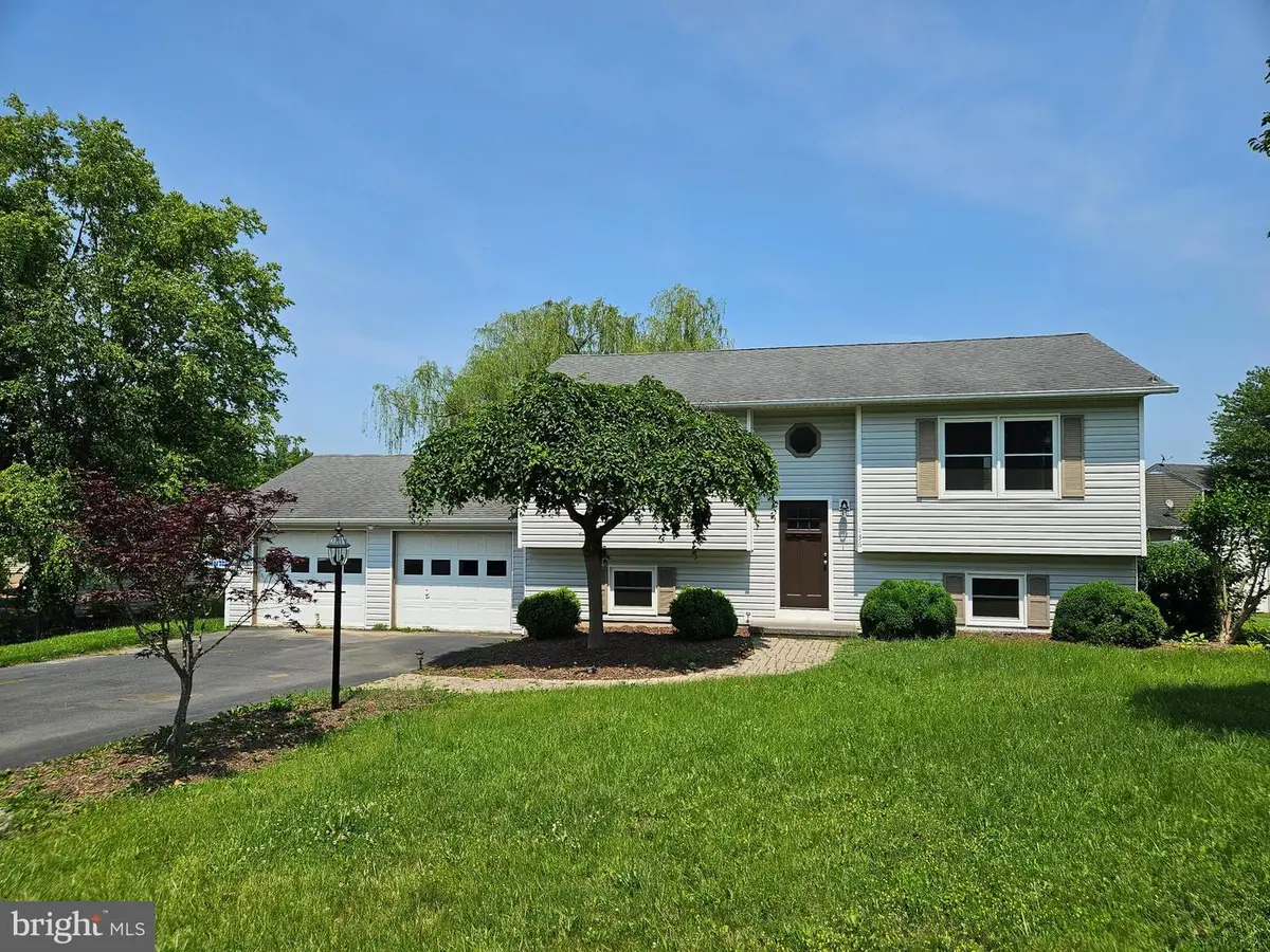 136 Nightingale Ave, Stephens City, VA 22655 - #1