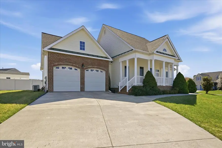 300 Clydesdale Dr, Stephens City, VA 22655 - #2