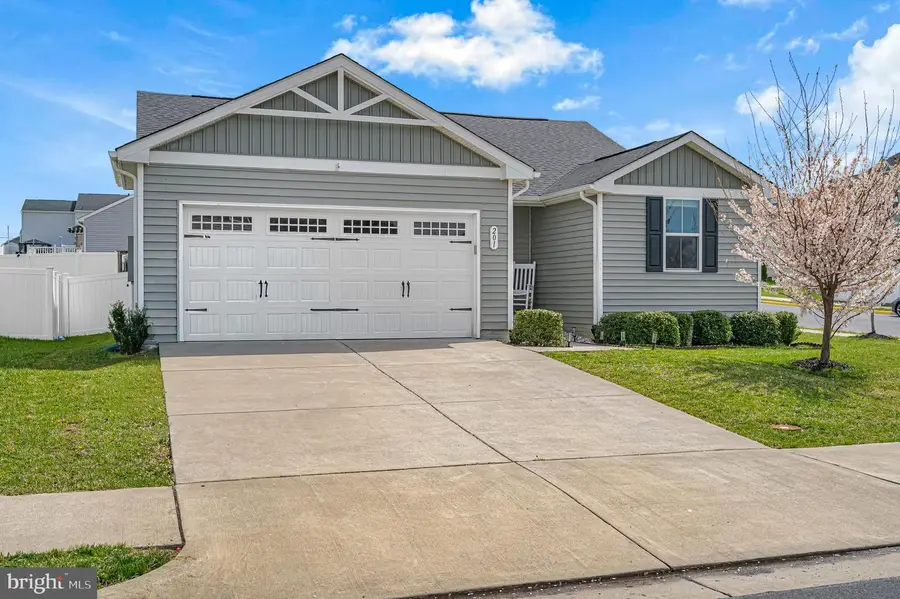 201 Coville St, Middletown, VA 22645 - #3