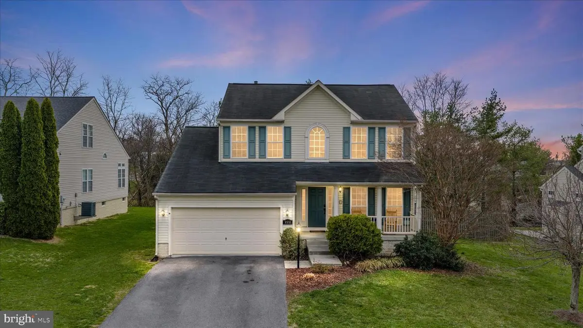 222 Stephens Run St, Stephens City, VA 22655 - #1