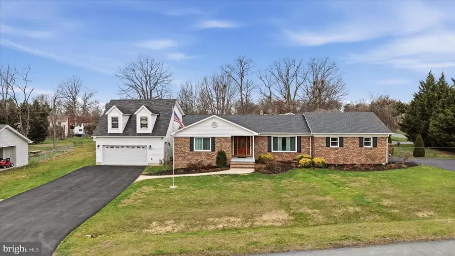 112 Rockbridge Rd, Stephens City, VA 22655 - #2