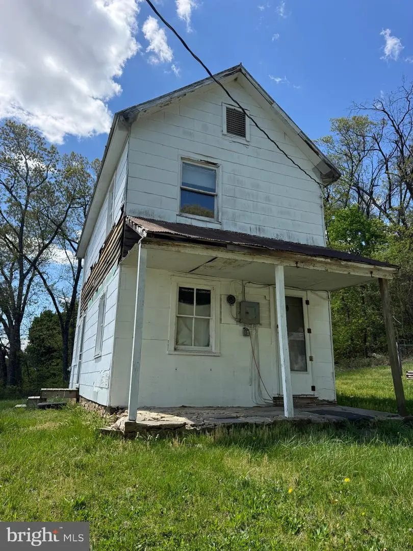 557 Frog Hollow Rd, Winchester, VA 22603 - #1