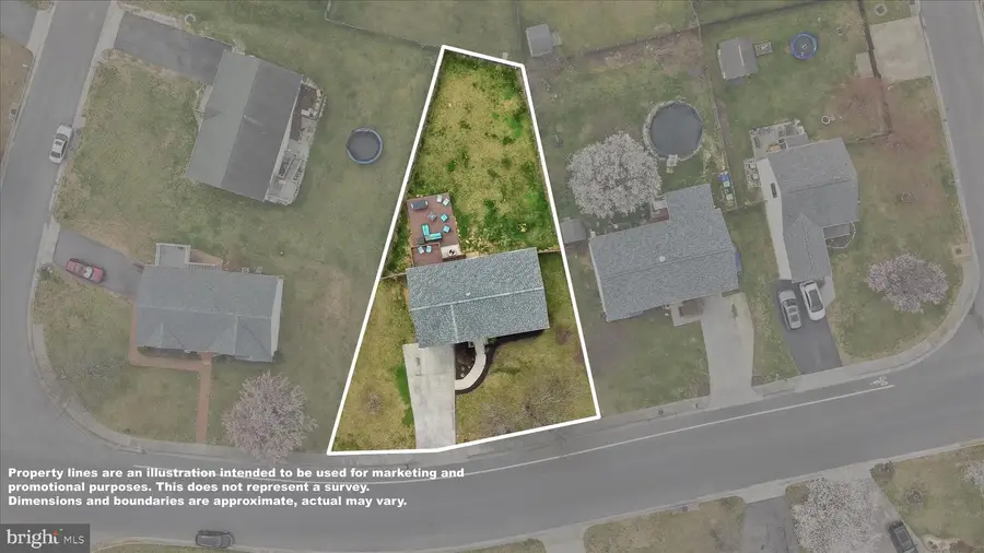 203 Ivory Dr, Stephens City, VA 22655 - #3