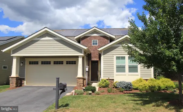 213 Grebe Dr, LAKE FREDERICK, VA 22630