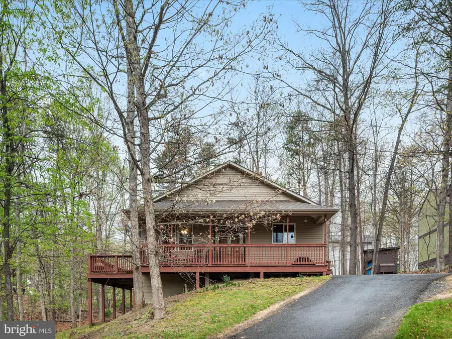 1304 Lakeview Dr, Cross Junction, VA 22625 - #2