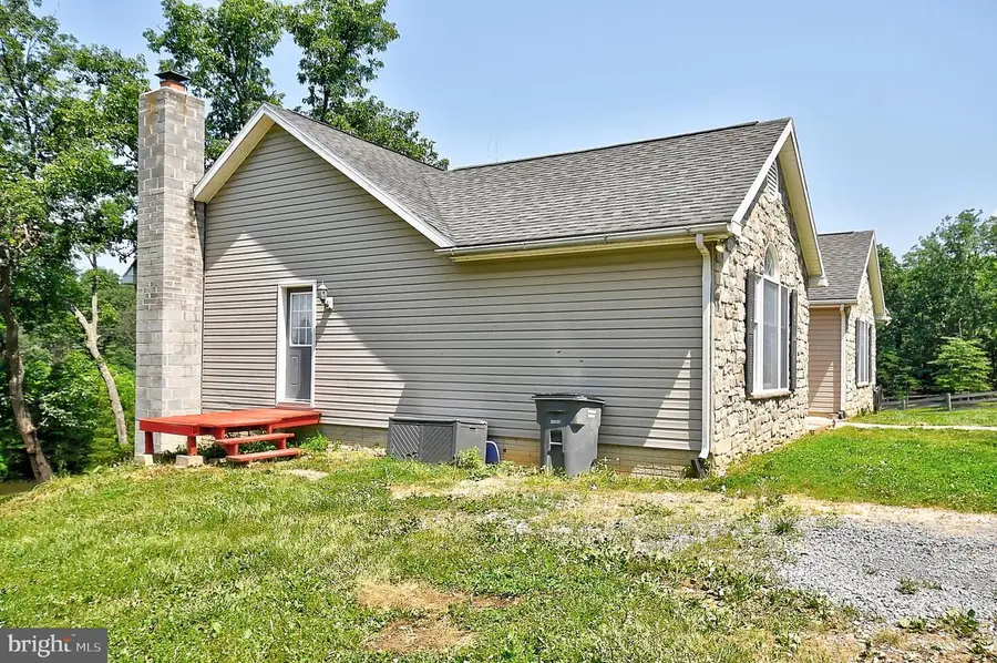 121 Sweetbriar Ln, Winchester, VA 22603 - #3