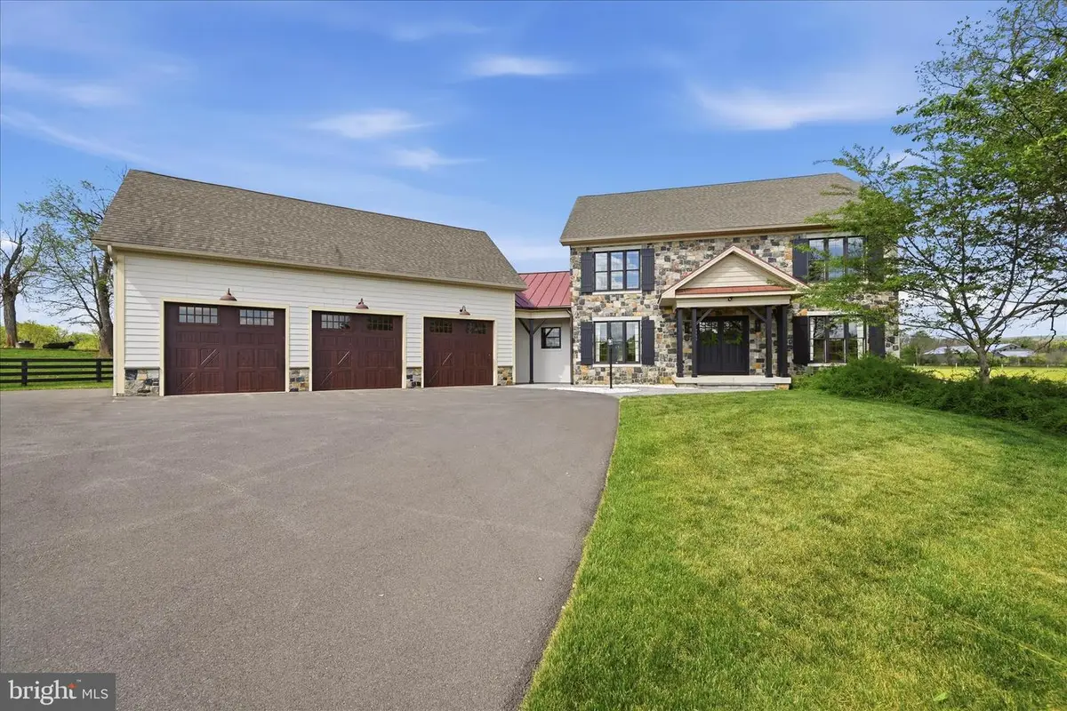 2230 Jones Rd, Winchester, VA 22602 - #1