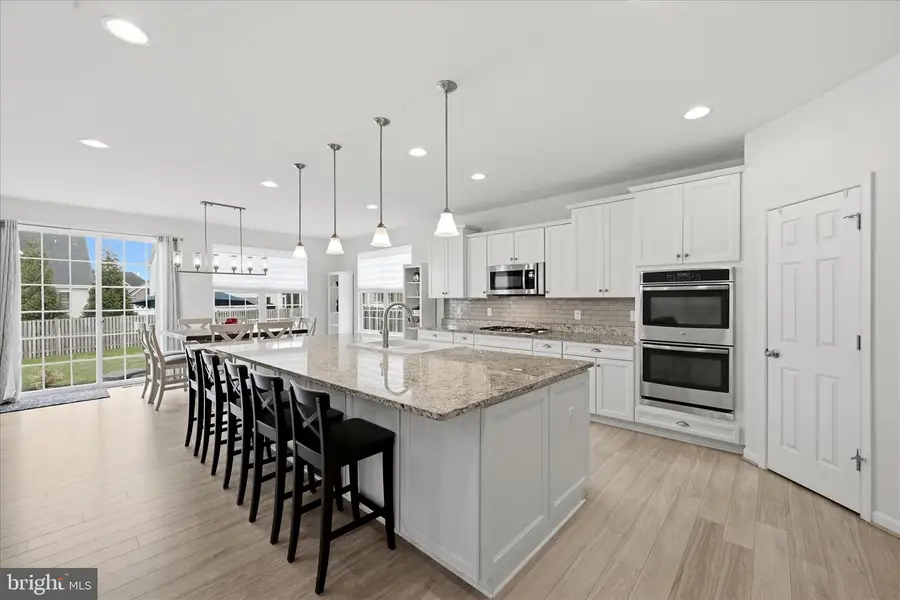 223 Dartmoor Dr, Stephens City, VA 22655 - #3