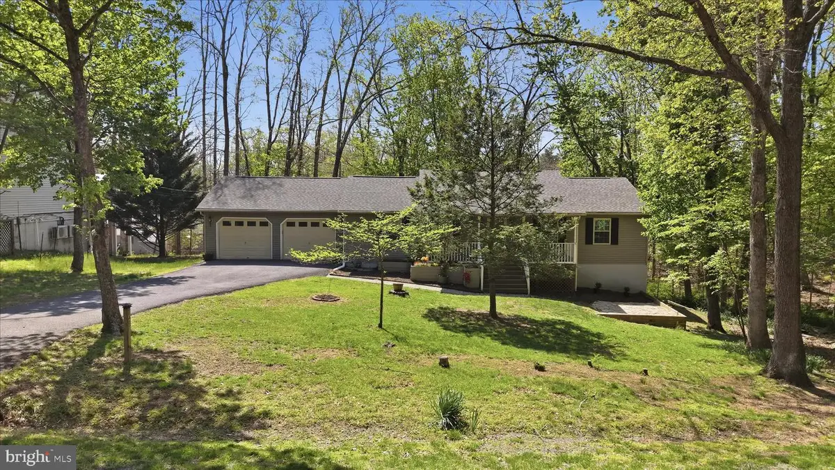 407 Dogwood Dr, Cross Junction, VA 22625 - #1