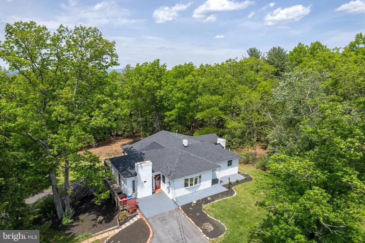 357 Hunting Ridge Rd, Winchester, VA 22603 - #1