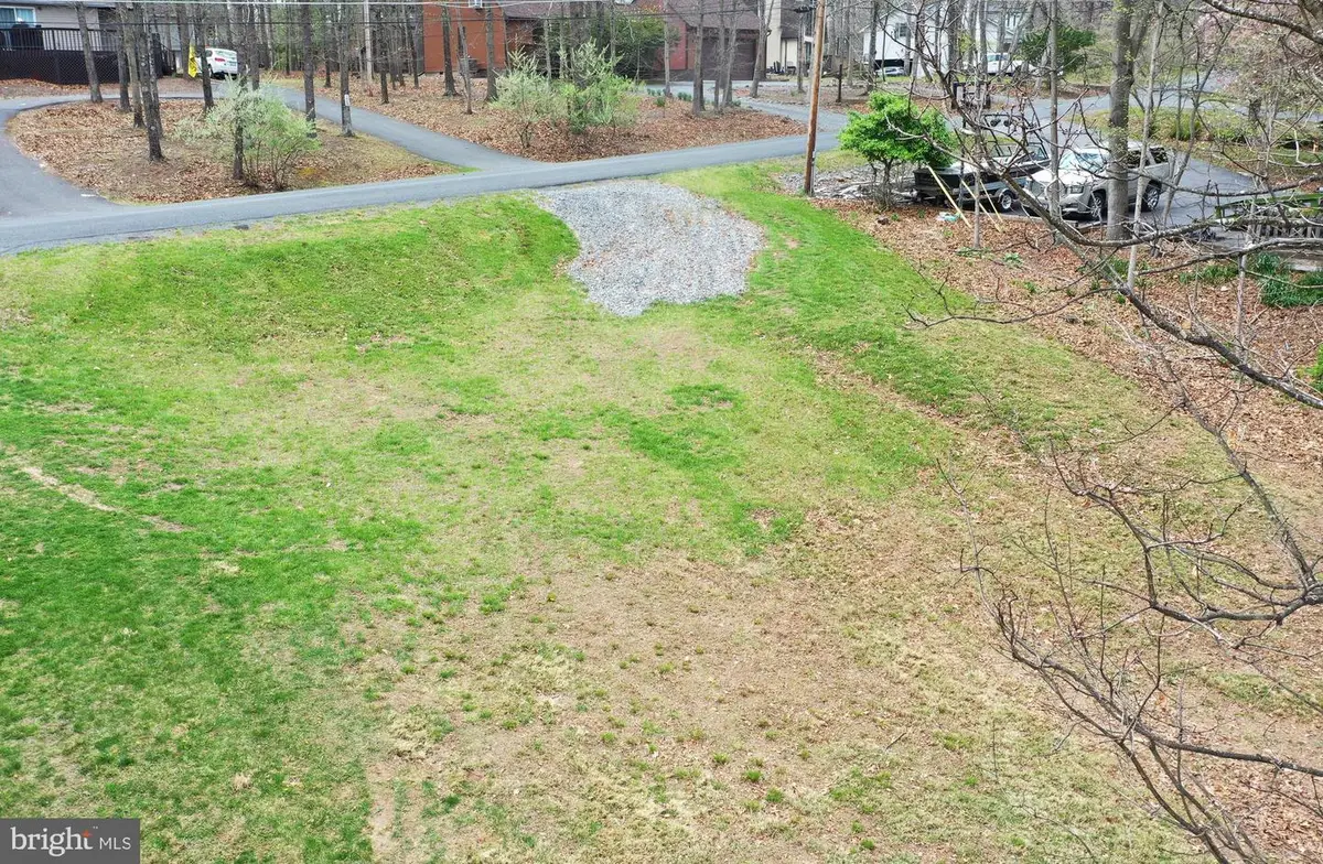 130 Dogwood Dr, Cross Junction, VA 22625 - #1