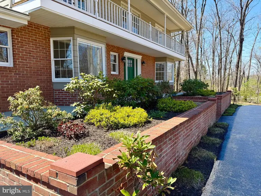 405 Spring Valley Dr, Winchester, VA 22603 - #2