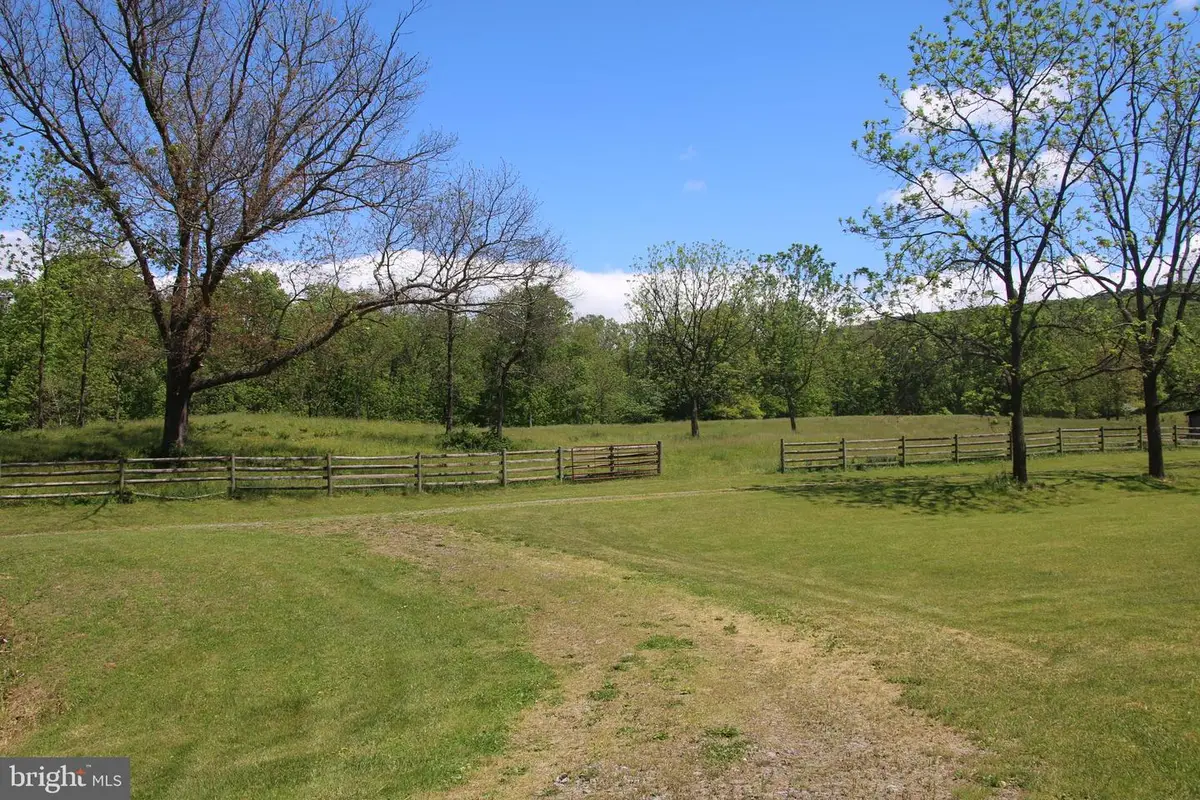 251 Barclays Run Ln, Gore, VA 22637 - #1