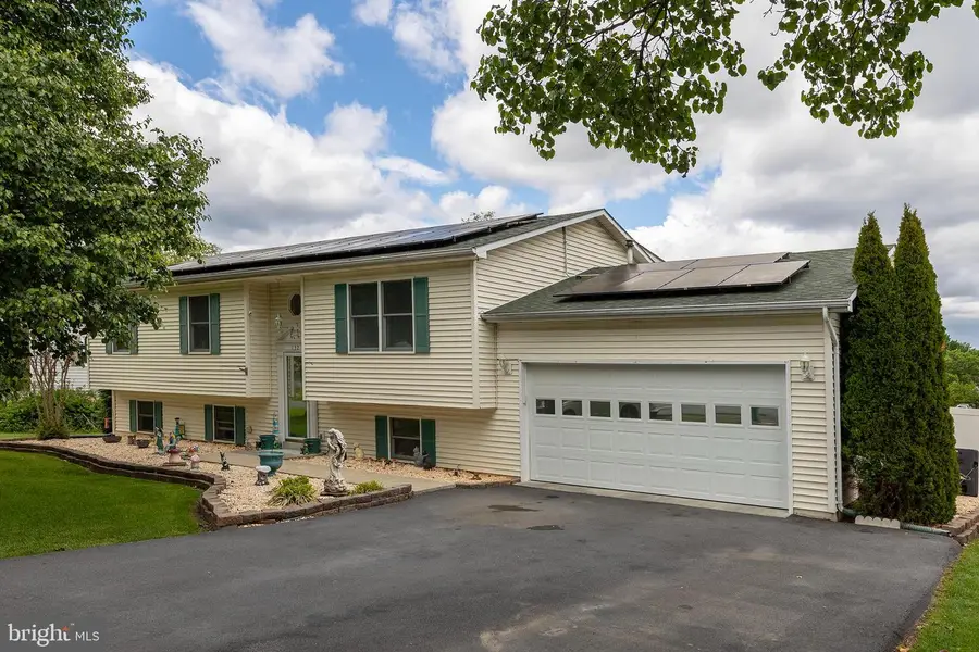132 Nightingale Ave, Stephens City, VA 22655 - #2