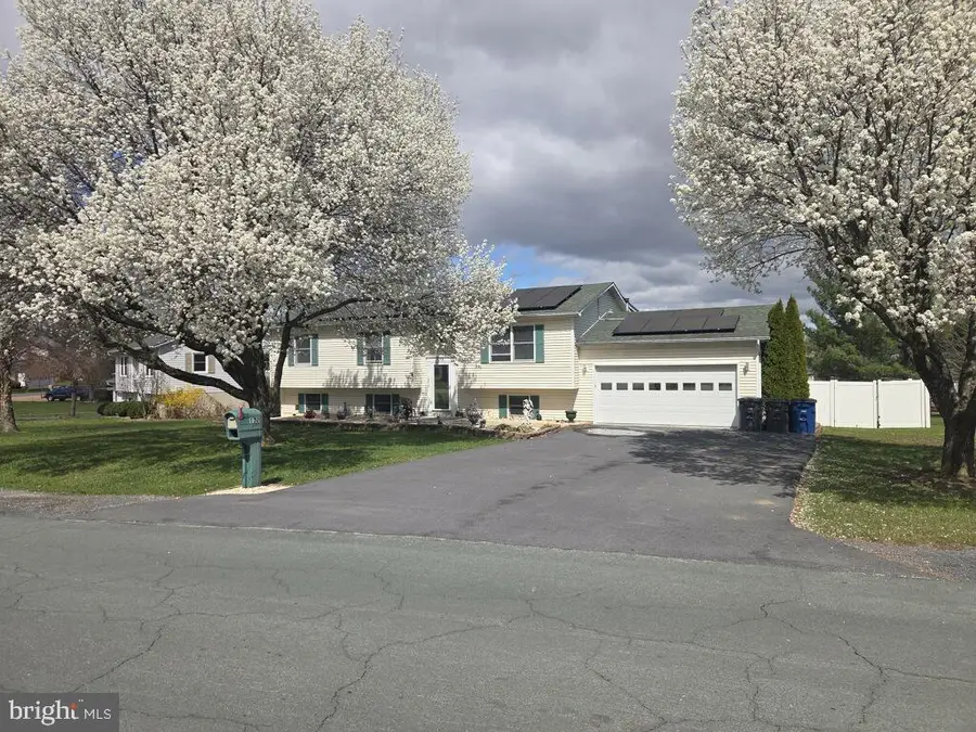 132 Nightingale Ave, Stephens City, VA 22655 - #3