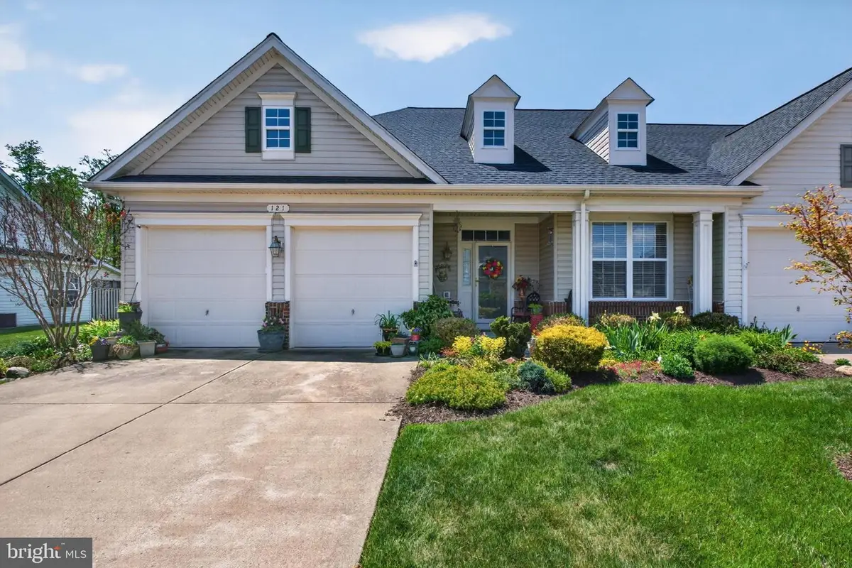 121 Shumard Ct, Stephens City, VA 22655 - #1
