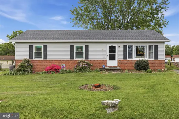 106 Lakeview Ct, STEPHENS CITY, VA 22655