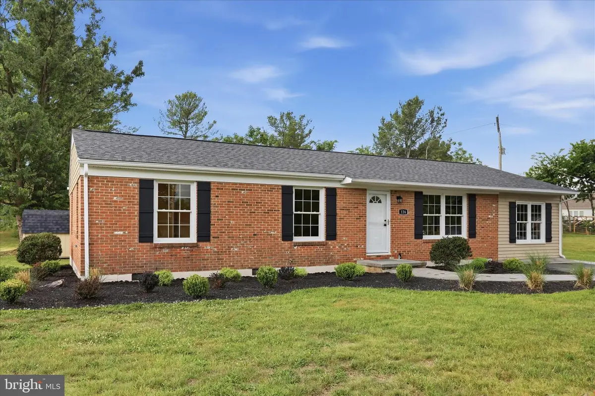 126 Meadowbrook, Stephens City, VA 22655 - #1