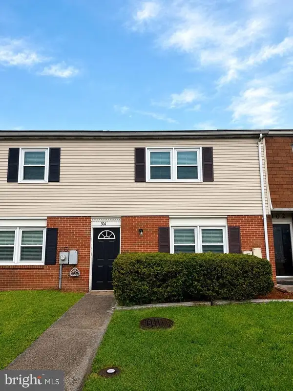 304 Ash Hollow Dr, WINCHESTER, VA 22602