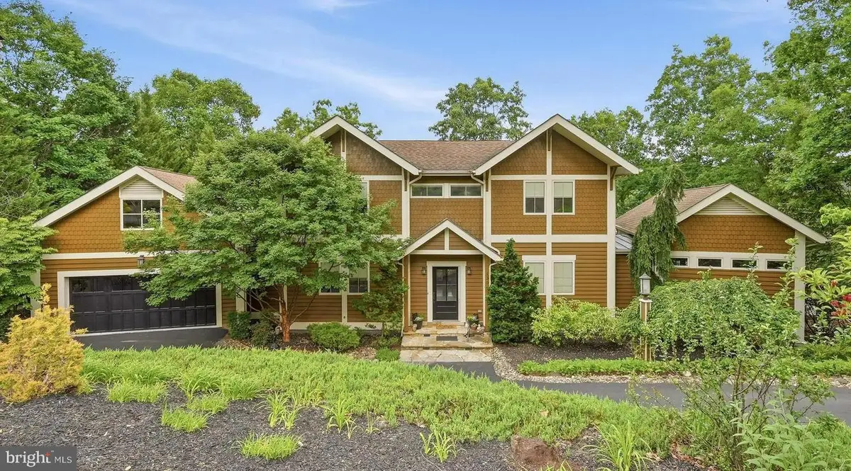 130 Lake Shore Dr, Cross Junction, VA 22625 - #1