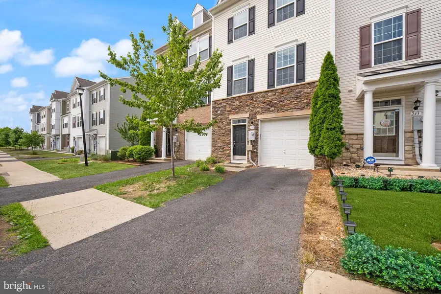 241 Schramm Loop, Stephens City, VA 22655 - #3