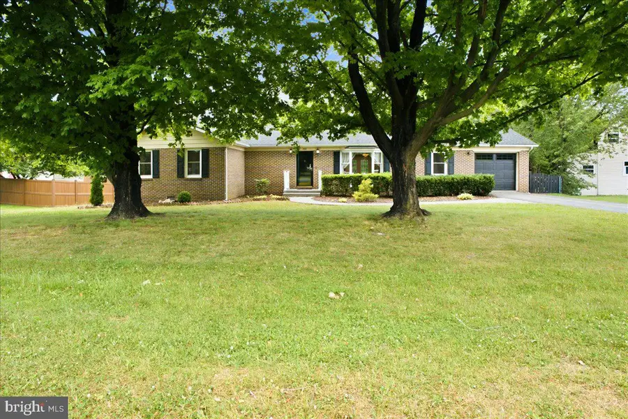 303 Yale Dr, Winchester, VA 22602 - #2