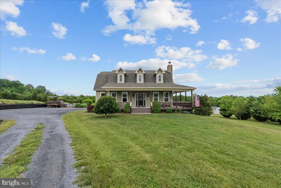 461 Veterans Rd, Middletown, VA 22645 - #2