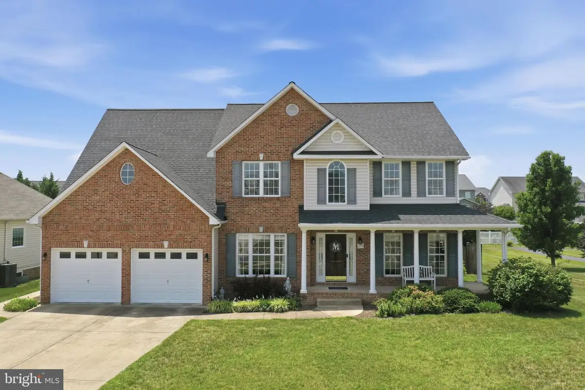 213 Cool Spring Dr, Stephens City, VA 22655 - #1