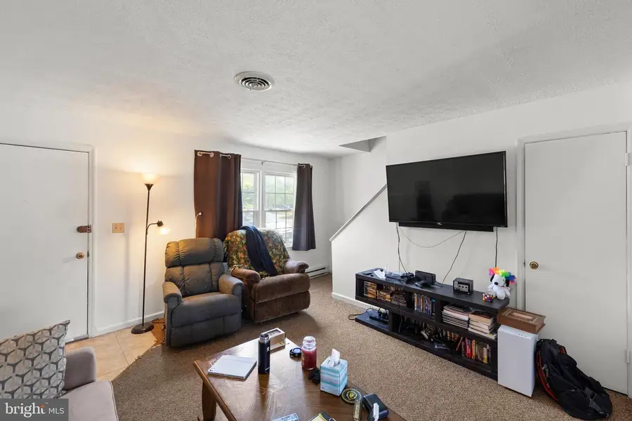 96 Hackberry Dr, Stephens City, VA 22655 - #2