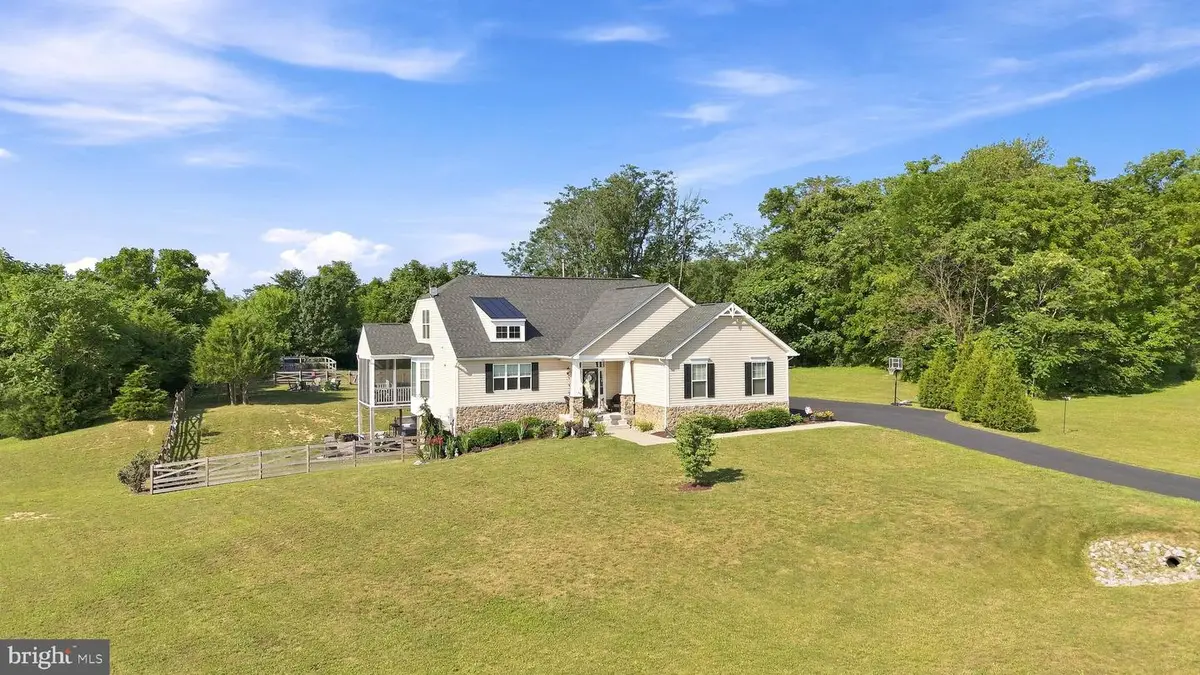 111 Chanterelle Ct, Stephens City, VA 22655 - #1