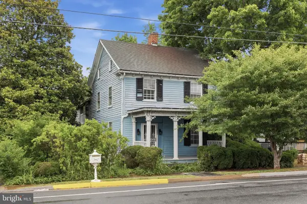 7927 Main St, MIDDLETOWN, VA 22645