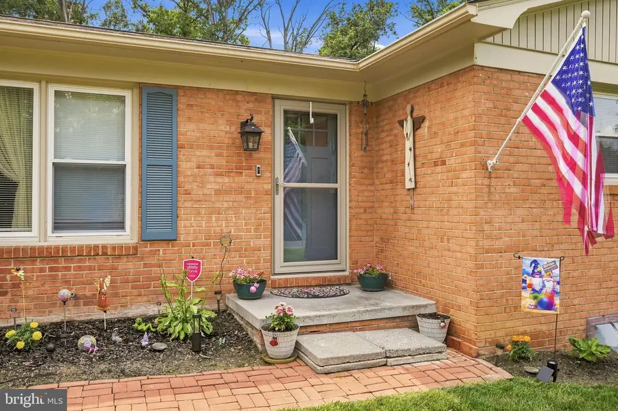 106 Buchannan Dr, Stephens City, VA 22655 - #2