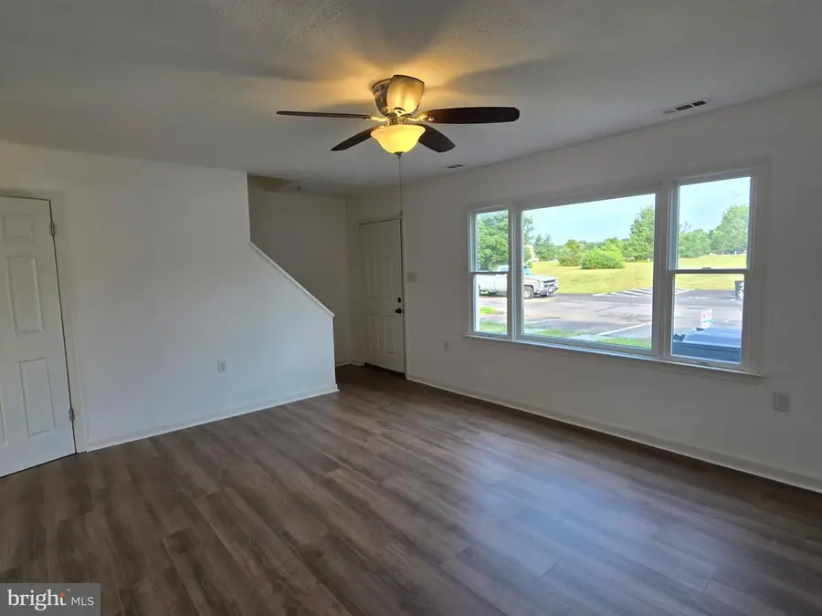 178 Hackberry Dr, Stephens City, VA 22655 - #3