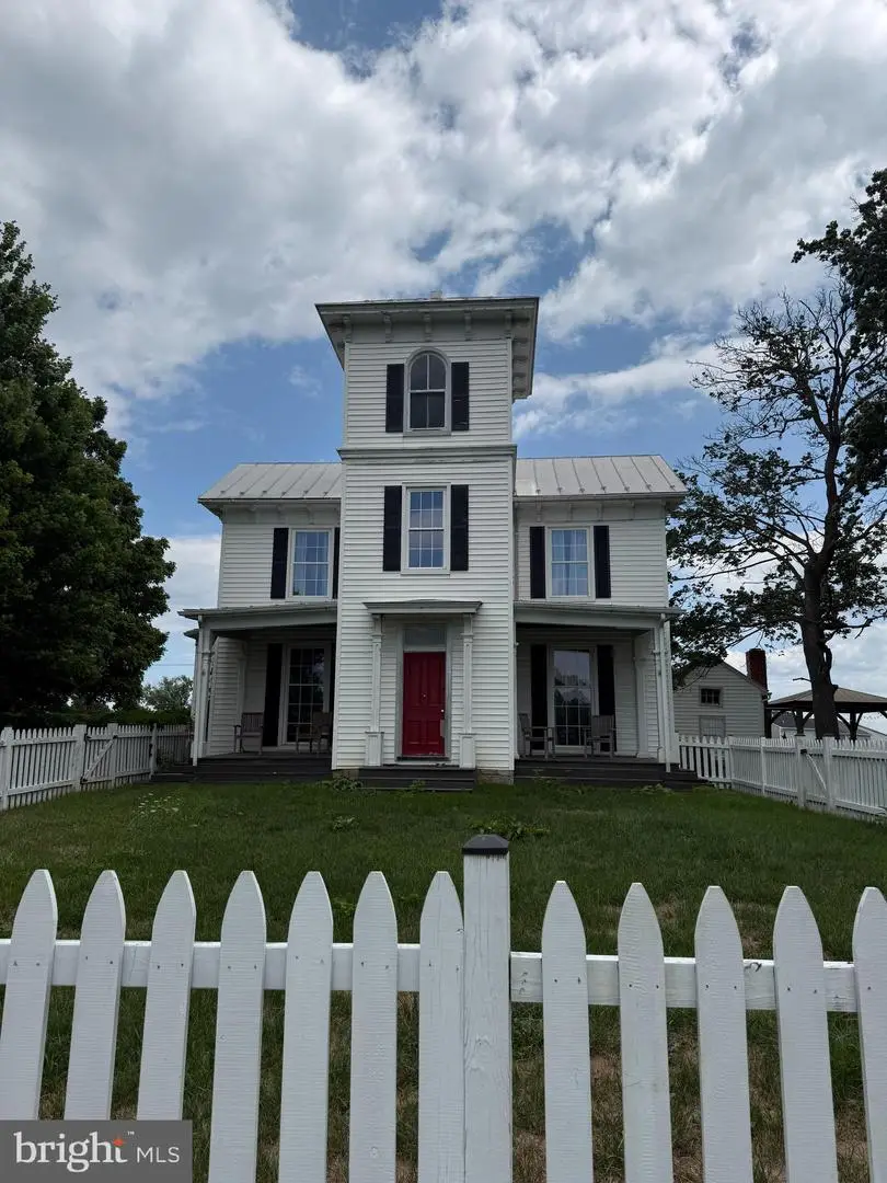 2239 Sixth St, Middletown, VA 22645 - #1