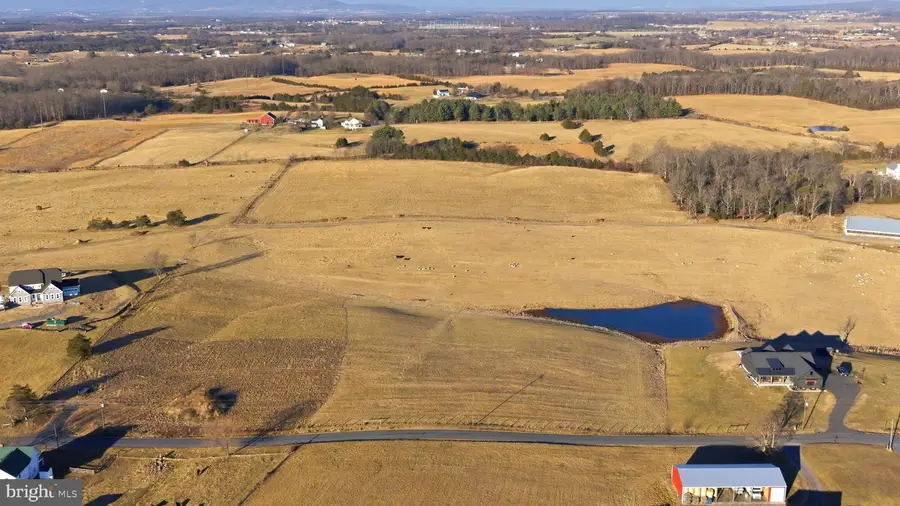 640 Grim Rd, Stephens City, VA 22655 - #2