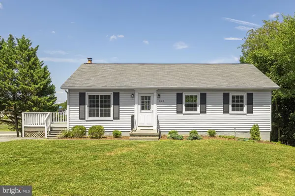 102 Linwood Ct, STEPHENS CITY, VA 22655
