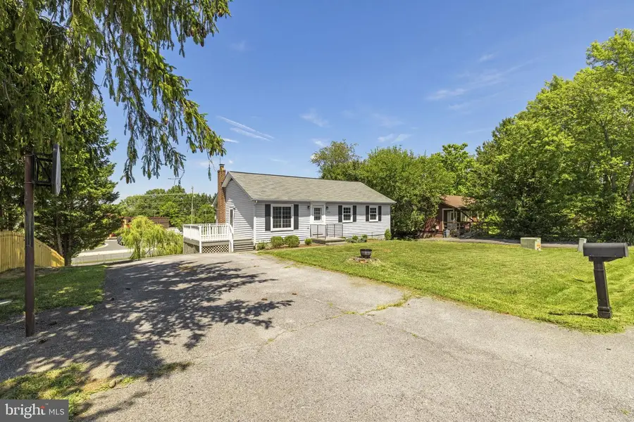102 Linwood Ct, Stephens City, VA 22655 - #3